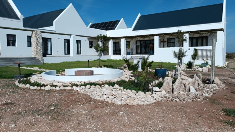  Bedroom Property for Sale in Jacobsbaai Western Cape